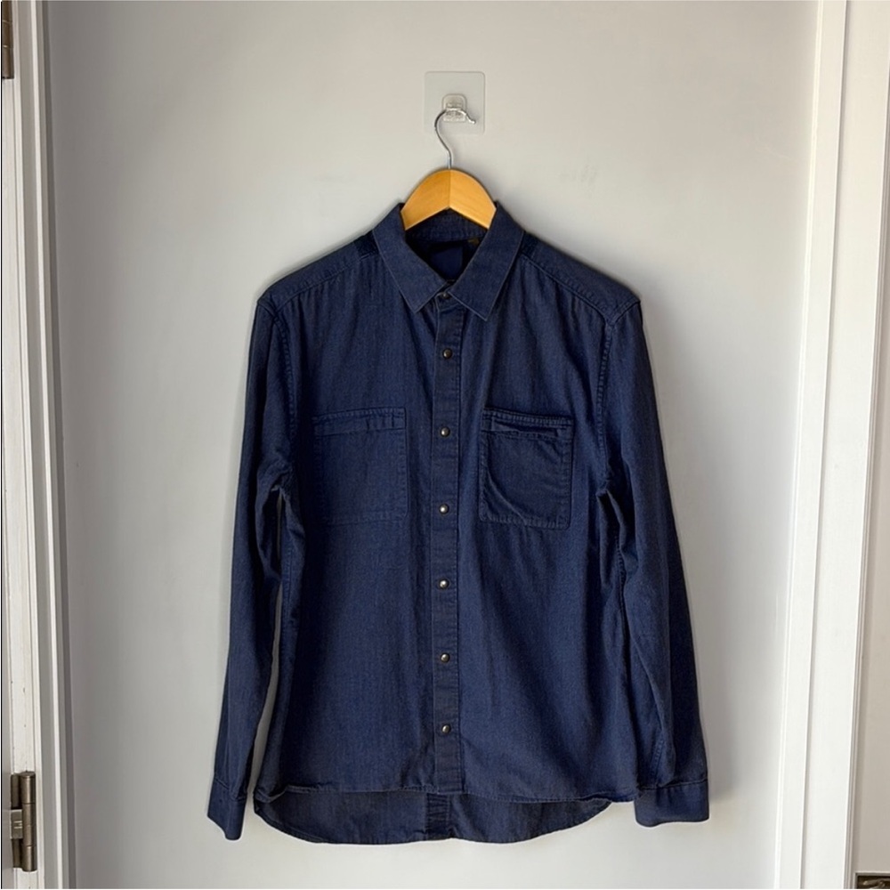 Elie Tahari Cotton Shirt Button Down Corduroy Accent
Men’s M